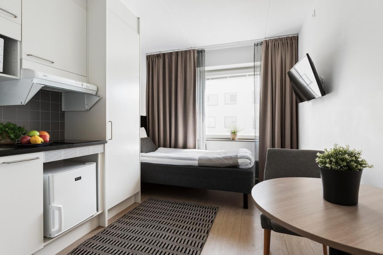 הודינגה Forenom Hotel Flemingsberg - 10Min From Aelvsjoe מראה חיצוני תמונה