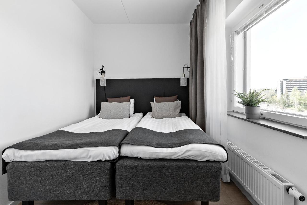 הודינגה Forenom Hotel Flemingsberg - 10Min From Aelvsjoe מראה חיצוני תמונה