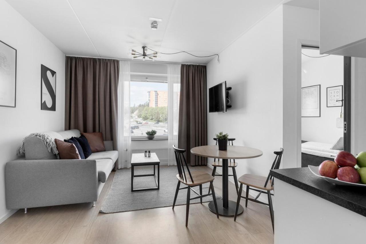 הודינגה Forenom Hotel Flemingsberg - 10Min From Aelvsjoe מראה חיצוני תמונה