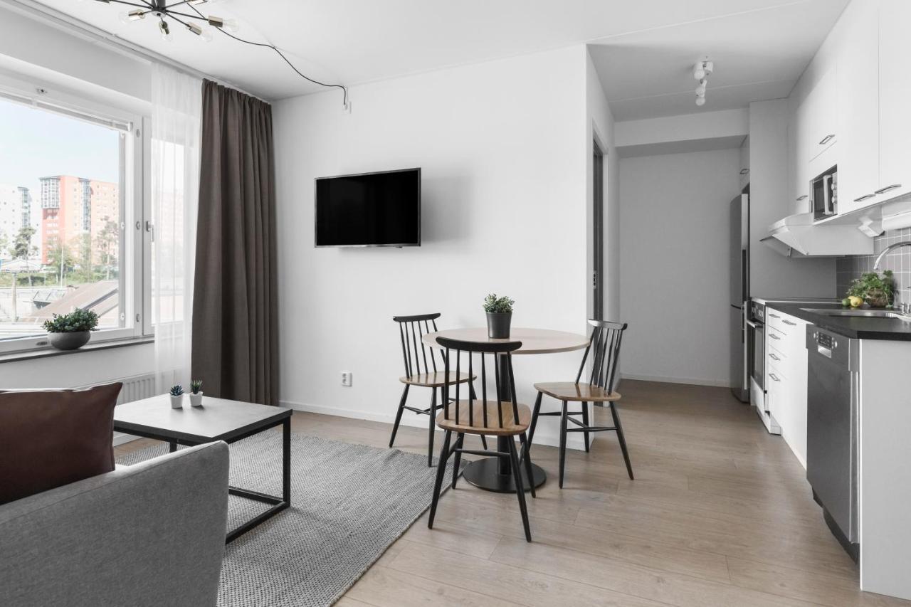 הודינגה Forenom Hotel Flemingsberg - 10Min From Aelvsjoe מראה חיצוני תמונה