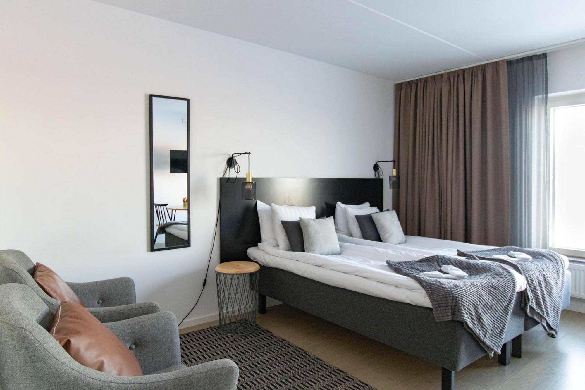 הודינגה Forenom Hotel Flemingsberg - 10Min From Aelvsjoe מראה חיצוני תמונה