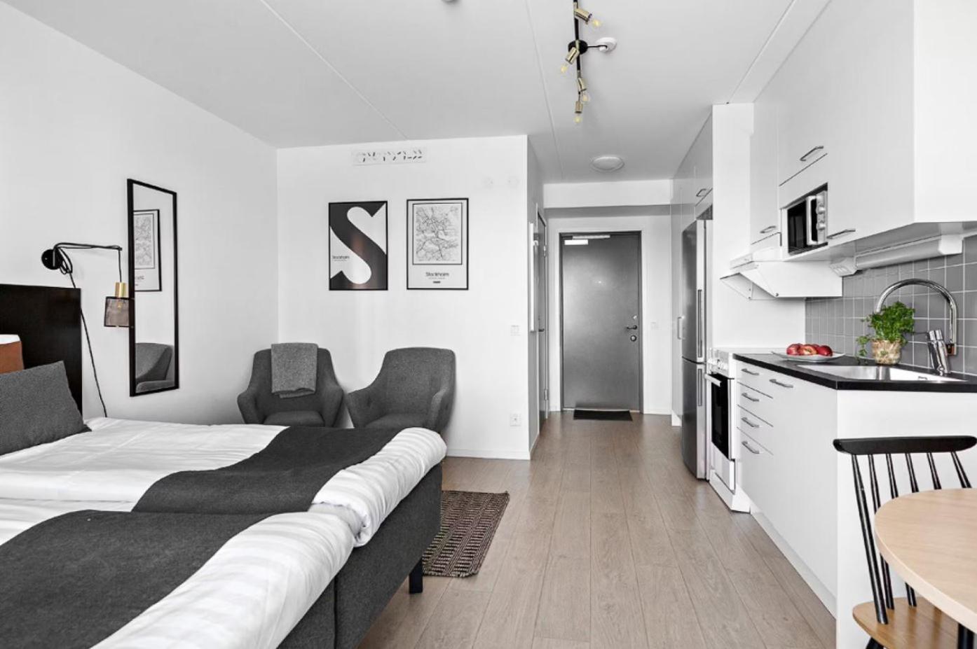 הודינגה Forenom Hotel Flemingsberg - 10Min From Aelvsjoe מראה חיצוני תמונה