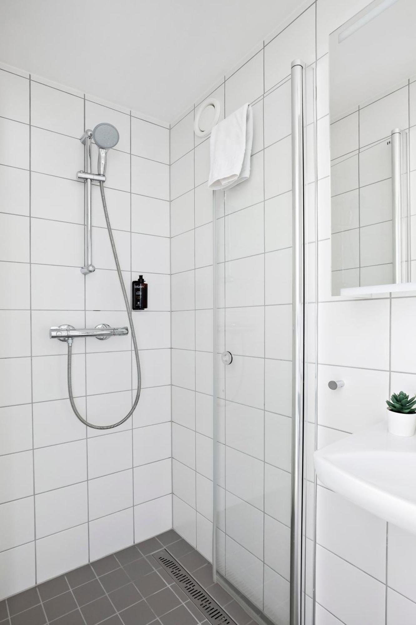 הודינגה Forenom Hotel Flemingsberg - 10Min From Aelvsjoe חדר תמונה